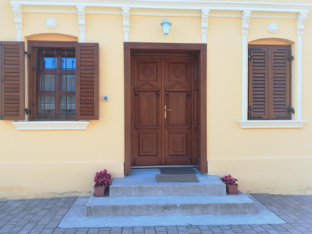 Ferienwohnung Porrogi Fenyo Vendeghaz Exterior foto